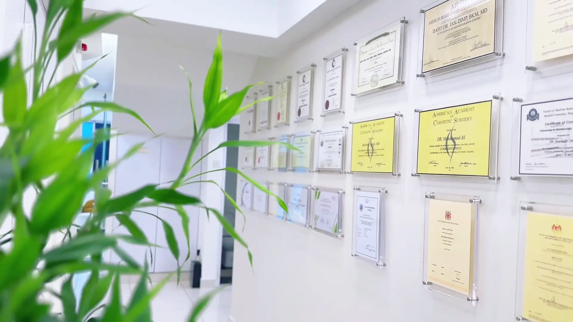 Cara Besarkan Payudara Secara Semula Jadi dan Perubatan 3 glojas-specialist-clinic-kuala-lumpur-malaysia