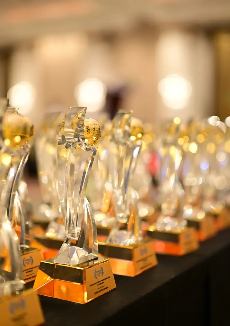 hair-transplant-award-GLOJAS-Specialist-Clinic-2